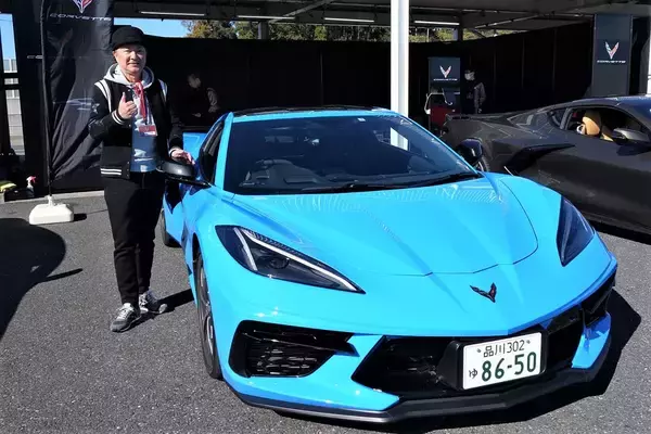 「「死ぬまでに一度は乗りたいクルマ何ですか？」　犬とハワイを愛するモータージャーナリストがベタ惚れする１台」の画像