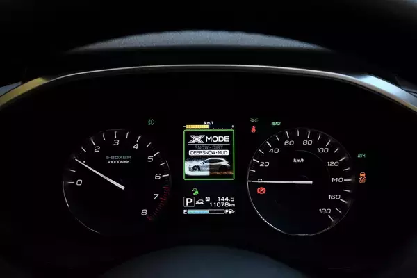 「【試乗】使い勝手はガチすぎないのに悪路走破はガチ！　改良したスバルXVがアウトドア派にちょうどいいの極み」の画像