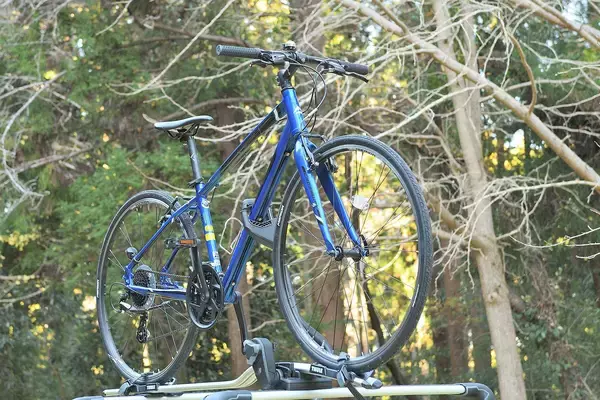 「【試乗】使い勝手はガチすぎないのに悪路走破はガチ！　改良したスバルXVがアウトドア派にちょうどいいの極み」の画像