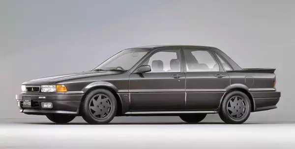 「メルセデスじゃないのにAMGのバッジ！　意外なコラボで誕生したモデルとは？　」の画像