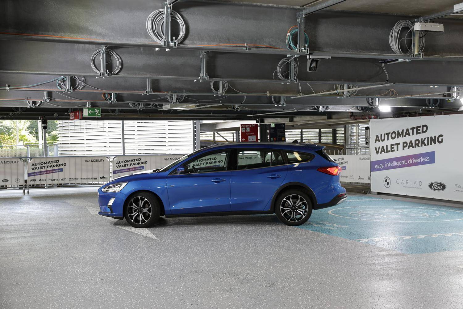 これで「駐車の苦しみ」から解放される！　ボッシュの「自動パーキングシステム」が今すぐ実用化希望レベルだった