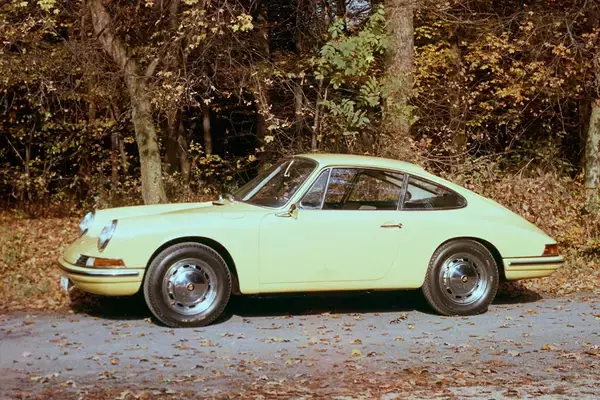 「「ポルシェにはスーパーカーがない」の声は正論か？　911を見れば答えは出る！」の画像