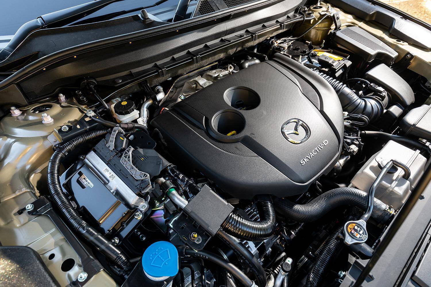 【試乗】CX-5を買ったばかりのレーシングドライバーがショック！　改良された2020年モデルの走りがスゴかった