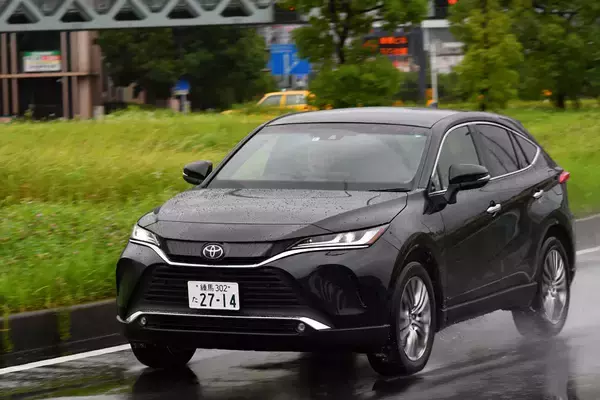 「発売は２年以上前なのに「受注停止」の大人気っぷり！　「ハリアー」バカ売れの影に「マークIIイズム」あり」の画像