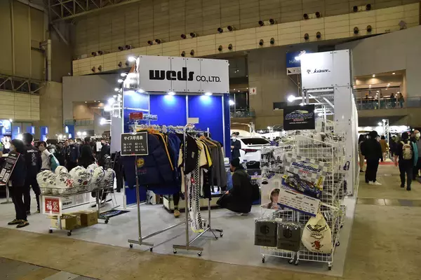 「７ブランドのホイールで幅広いユーザーをカバー！　2023年のウェッズから目が離せない【東京オートサロン2023】」の画像