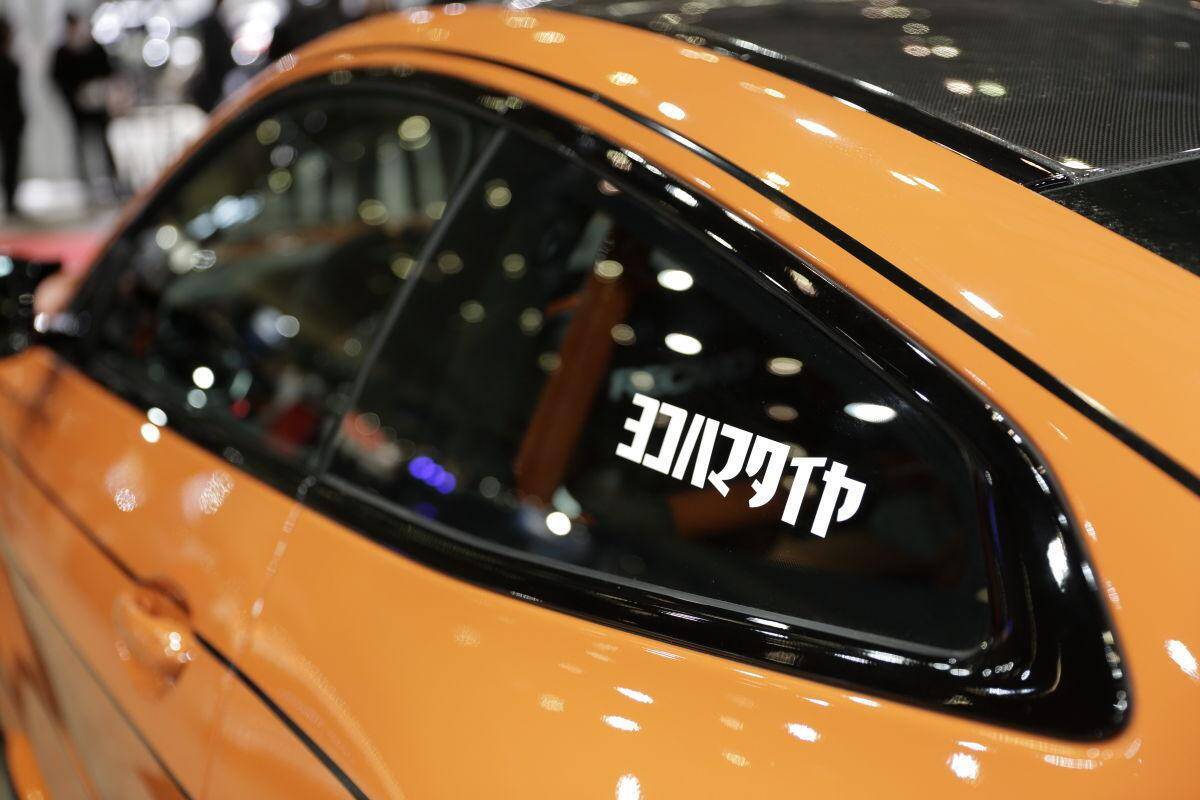 ネオバ！　アドバンスポーツ！　走り派注目の新作タイヤが居並ぶ2022年のヨコハマは熱い【東京オートサロン2022】