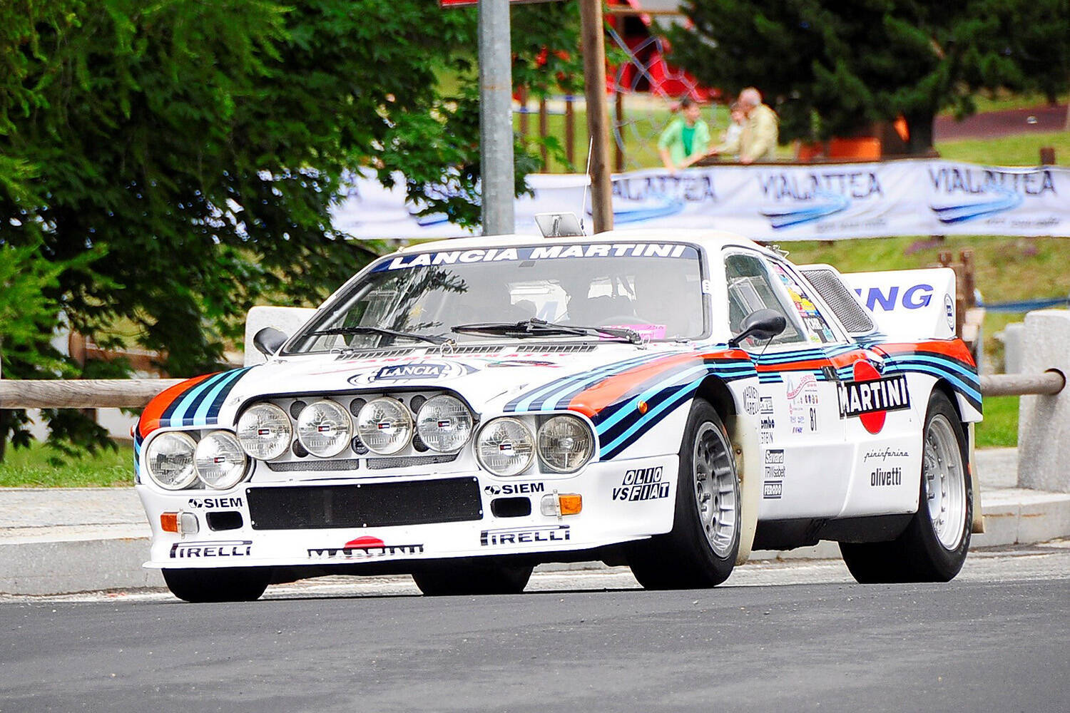 「MR＋スーチャー」で「4WDターボ」のアウディに勝利！　ランチア・ラリー037はWRCに放たれたレーシングカーだった