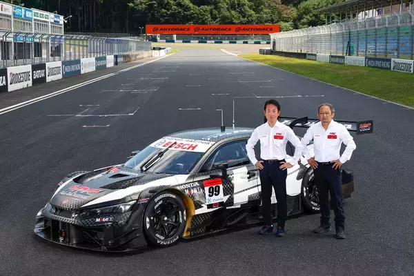 「これがホンダの次期型戦闘機！　2024年のスーパーGT参戦マシン「シビックタイプR-GT」を初公開」の画像