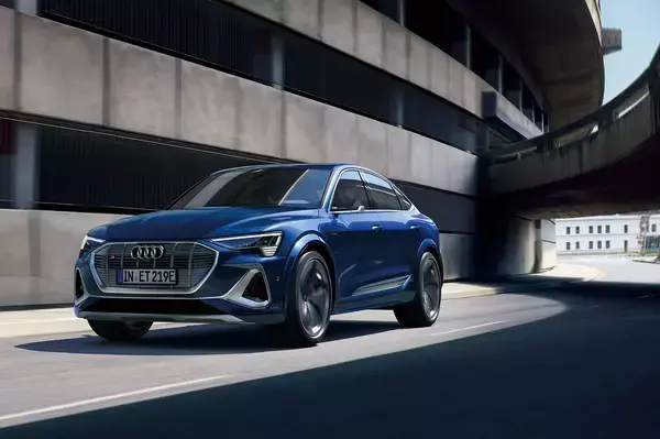 「アウディのEVに初のハイパフォーマンスモデルが登場！　e-tron S／e-tron S スポーツバックを発売」の画像