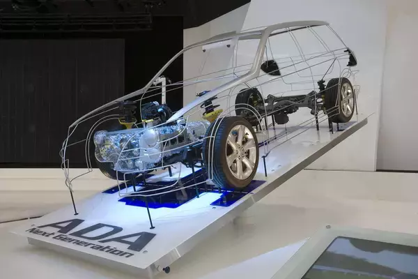 「アイサイトは20年の努力の結晶！　いまのクルマの「当たり前技術」にかけられた驚くほどの時間」の画像