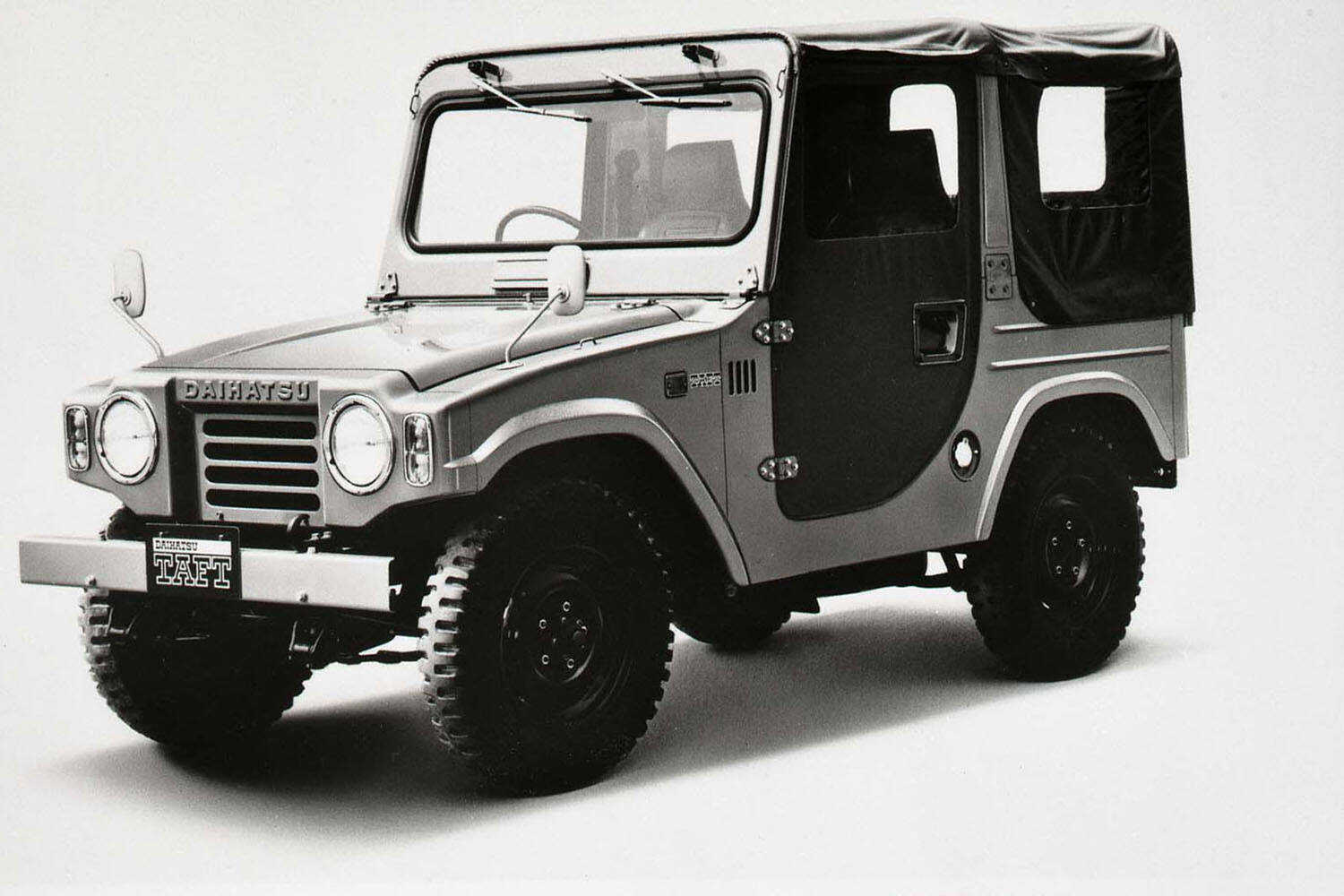 本格派からユニークなモデルまで！　ダイハツの新旧SUVモデルを振り返る