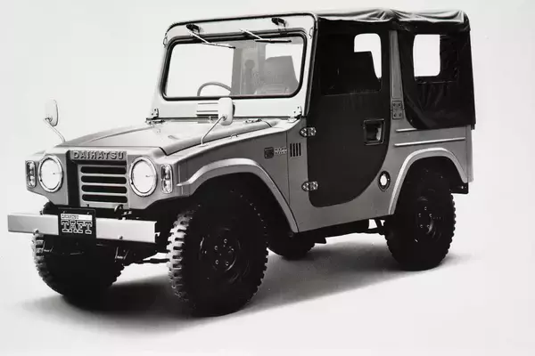 「本格派からユニークなモデルまで！　ダイハツの新旧SUVモデルを振り返る」の画像