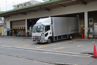 現場任せじゃトラックドライバーは疲弊するだけ！　大手メーカーが乗り出した「荷役」「荷待ち」問題の解決策