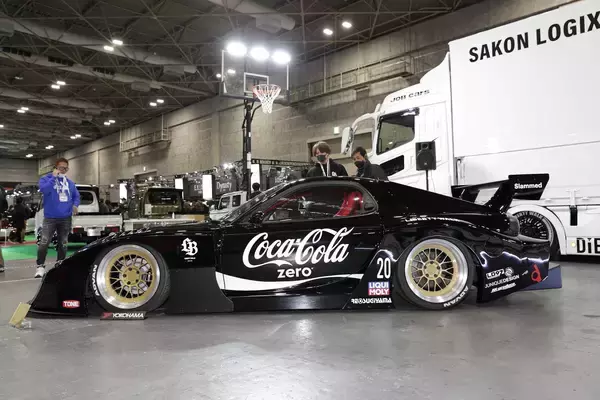 伝説のポルシェ935「モビーディック」はRX-7だった！　リバティーウォークのFD3Sの迫力がヤバい