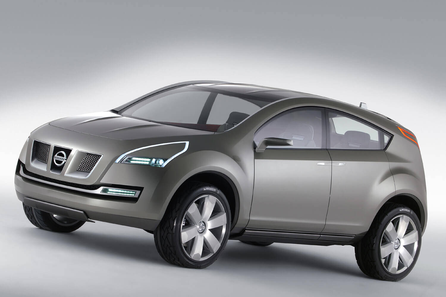 さらなる斬新デザインで欧州では赤丸急上昇！　２代目C-HRはナゼ日本に導入されないのか？