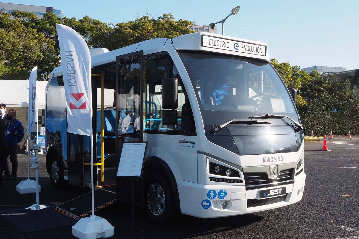 「キャッシュレス化」「電動化」「車内置き去り防止対策」！　乗用車に負けず劣らずバスの進化っぷりが強烈