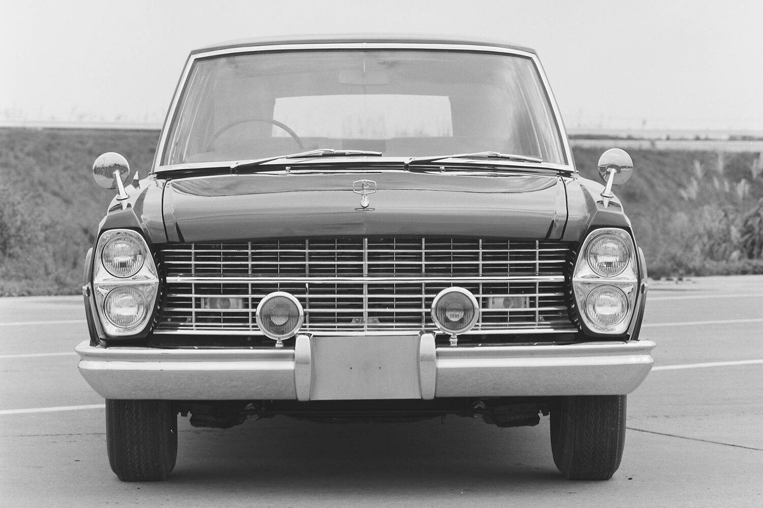 国産乗用車で最大の排気量6.4リッター！　車重は３トン超え！　たった７台だけの日産プリンスロイヤルという激レア車の中身