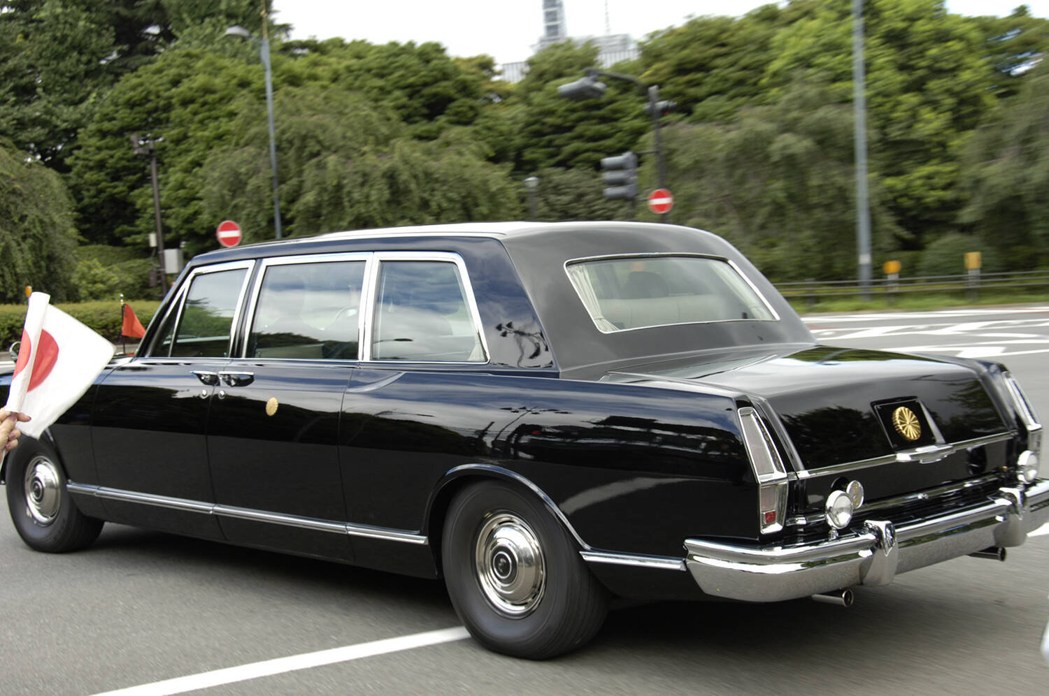 国産乗用車で最大の排気量6.4リッター！　車重は３トン超え！　たった７台だけの日産プリンスロイヤルという激レア車の中身