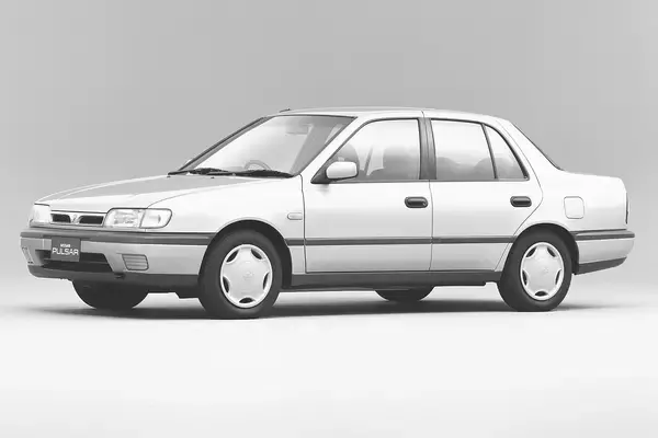 「極上中古が出てきたら「30年来の相棒」への愛も揺れる４台！　あらゆる自動車に乗りまくっているプロが「超個人的に思い入れのあるクルマ」【すぎもとたかよし編】」の画像