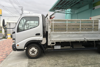 わずかな隙間がめちゃくちゃ重要だった！　トラックのキャビンと荷室の間が空いているワケ