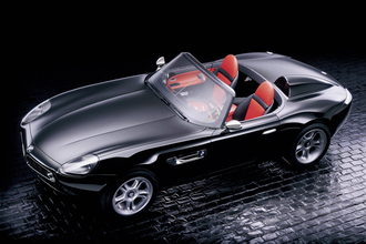 稀少なBMW Z8をさらに磨いた世界に555台だけの激レア車！　「アルピナの高級２シーターオープンとはこういうもの」を実現した「ロードスター V8」【21世紀スーパーカーFILE #032】