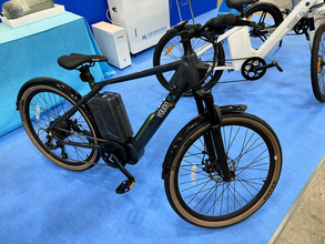 厳しくなった自転車の違反取り締まり！　「押せば歩行者」「跨がれば車両」の境目を確実に覚えておくことが重要だった