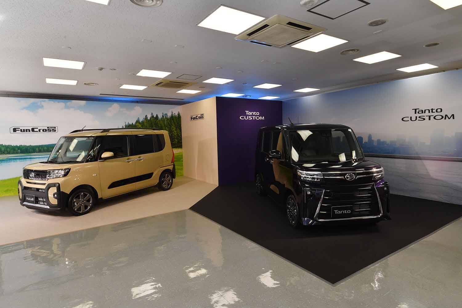 残価設定ローン全盛のこの時代に「現金一括購入」！　「未使用軽中古車」独特の「お得な買い方」とは