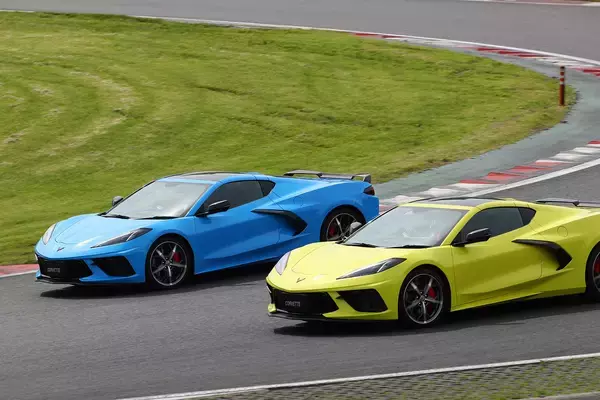 「消える前に「買えるなら」迷わず買い！　レーシングドライバーが感銘を受けた市販車エンジン５選と搭載車」の画像