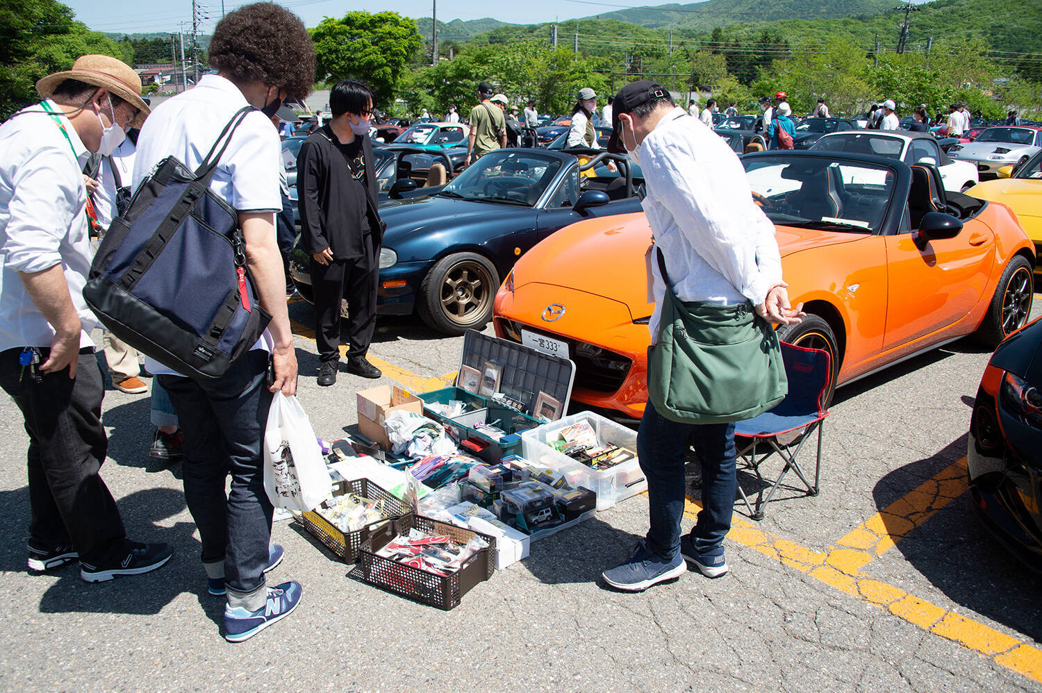 右も左もロードスターだらけ！　揃いも揃ったり1000台以上が集まる巨大ミーティングに潜入した