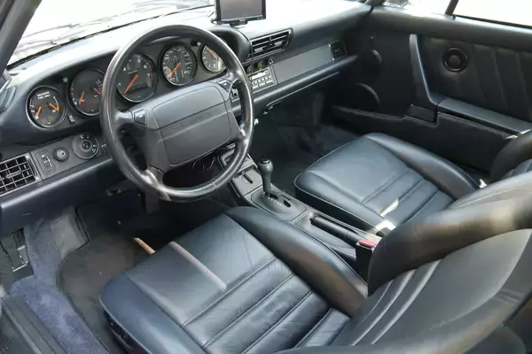 「ポルシェ911は永遠の憧れ！　最後のオデッセイも……【あのとき買っておけばと後悔しているクルマ　青山尚暉編】」の画像