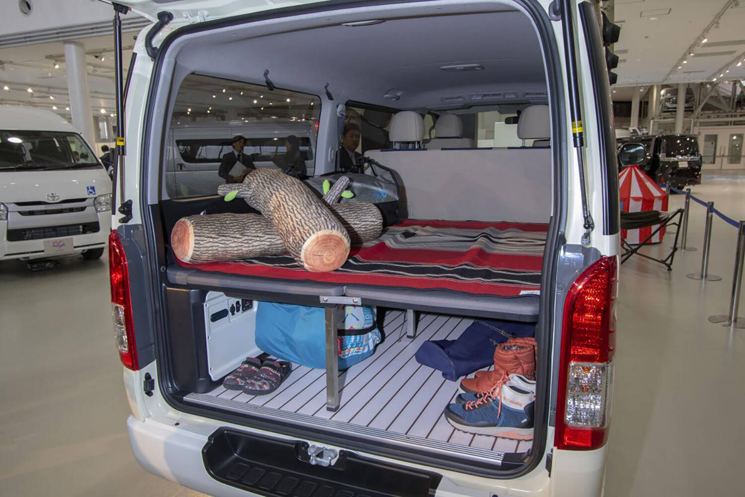 アウトドア無双はやっぱり「ハコ車」だった！　ちょっと買うのに勇気いるけど使い勝手で無敵感漂うクルマ３選