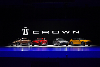 「クルマといえばクラウン」の「クラ爺」に歴代の面影なしの新型は受け入れられるのか？