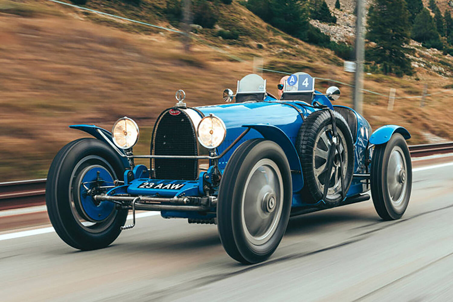 えっ？　そっちが前なの!?　ブガッティのレーシングカー「タイプ32」の形が謎すぎた