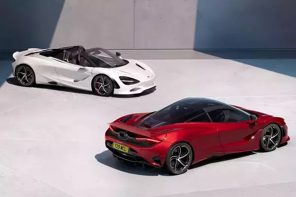 「【試乗】サーキットでは猛獣！　ワインディングでは高級サルーン！　マクラーレン750Sの進化っぷりに唖然」の画像