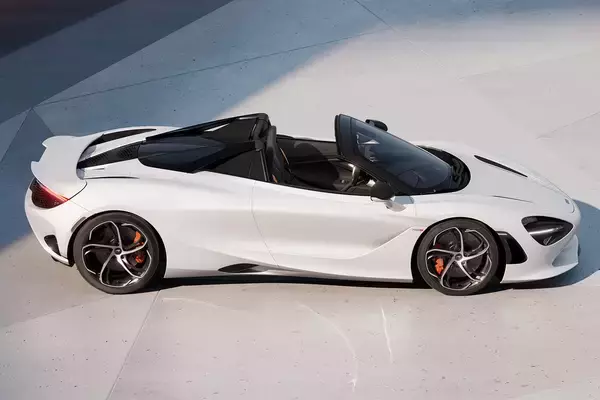「【試乗】サーキットでは猛獣！　ワインディングでは高級サルーン！　マクラーレン750Sの進化っぷりに唖然」の画像