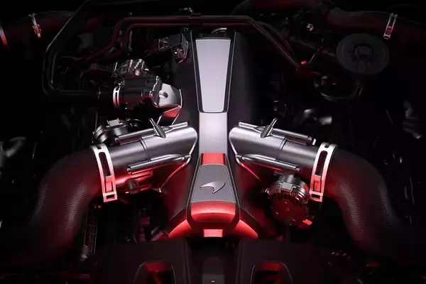 「【試乗】サーキットでは猛獣！　ワインディングでは高級サルーン！　マクラーレン750Sの進化っぷりに唖然」の画像