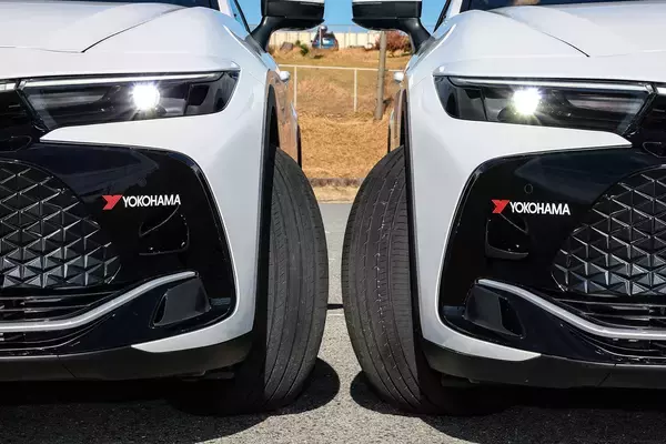 「クラウンもアルファードもN-BOXも質感が高まる！　ヨコハマの新コンフォートタイヤ「アドバンdb V553」の進化にレーシングドライバーも舌を巻いた」の画像
