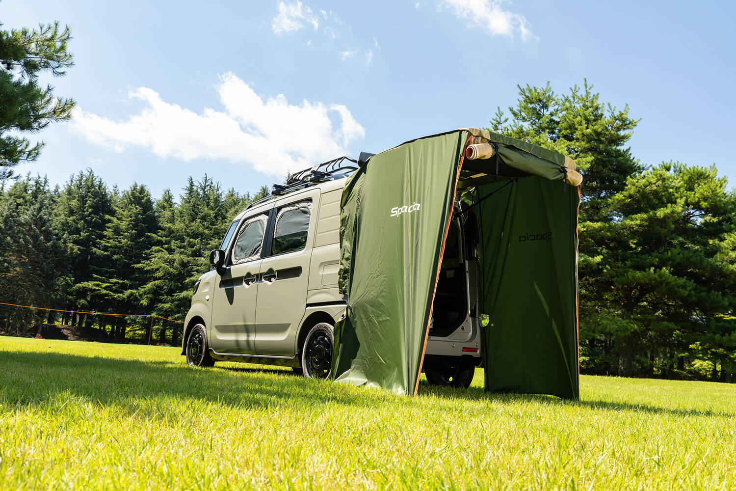 軽商用車と思えぬ贅沢っぷり！　「スズキ・スペーシアBASE」の秘密基地感に妄想は膨らみっぱなし　