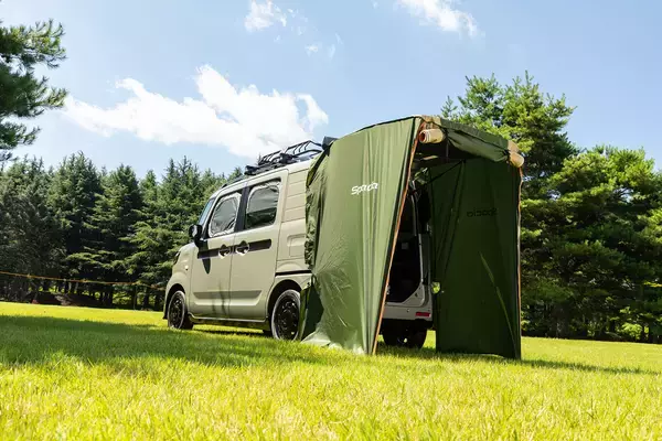 「軽商用車と思えぬ贅沢っぷり！　「スズキ・スペーシアBASE」の秘密基地感に妄想は膨らみっぱなし　」の画像