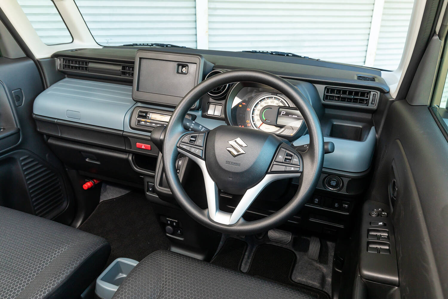 軽商用車と思えぬ贅沢っぷり！　「スズキ・スペーシアBASE」の秘密基地感に妄想は膨らみっぱなし　