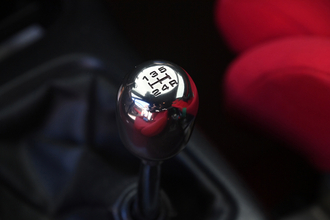 変えずに乗りたい純正パーツ！　シビックタイプＲの「シフトノブ」には代々開発者の魂が籠もっていた!!