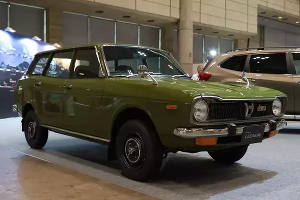 「4WDや水平対向エンジンが特徴！　スバルの歴代SUVモデルを振り返る」の画像