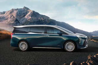 中国でトヨタじゃない「センチュリー」がGMから登場！　打倒レクサスLMの超高級ミニバンの中身