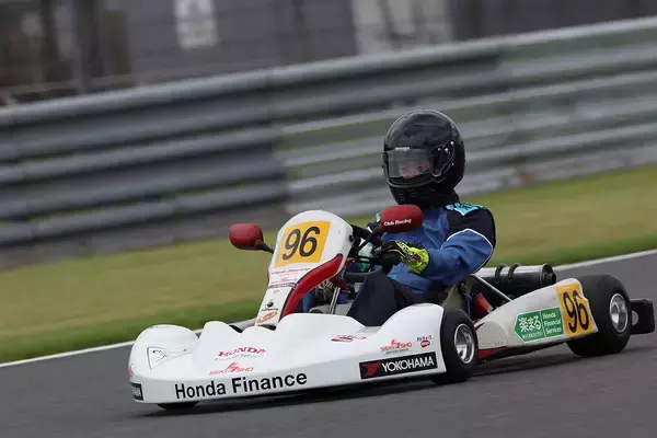 「手軽だが本格的！　感動はスーパーGTと変わらない！　カート初心者編集部員がもてぎのフルコースカートレース「K-TAI」に参戦してみた」の画像