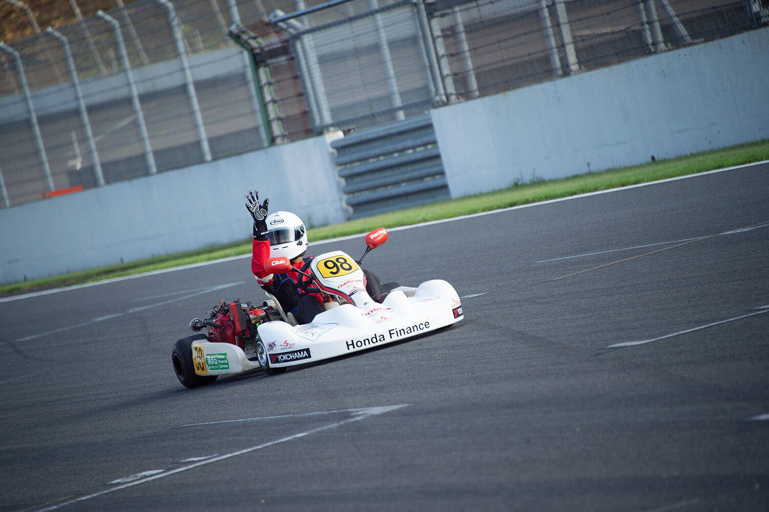 手軽だが本格的！　感動はスーパーGTと変わらない！　カート初心者編集部員がもてぎのフルコースカートレース「K-TAI」に参戦してみた