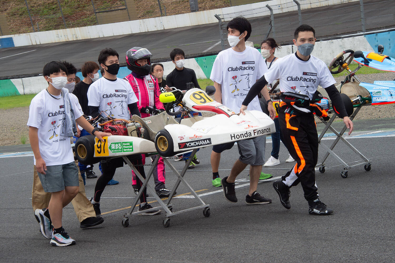 手軽だが本格的！　感動はスーパーGTと変わらない！　カート初心者編集部員がもてぎのフルコースカートレース「K-TAI」に参戦してみた