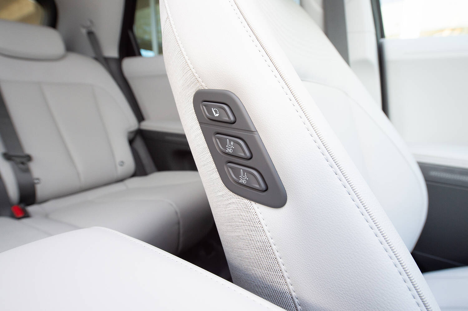 【試乗】日本再上陸の「ヒョンデ」が放つ２台の走りは合格点だった！　課題は「アフターサービス」と「インフラ」