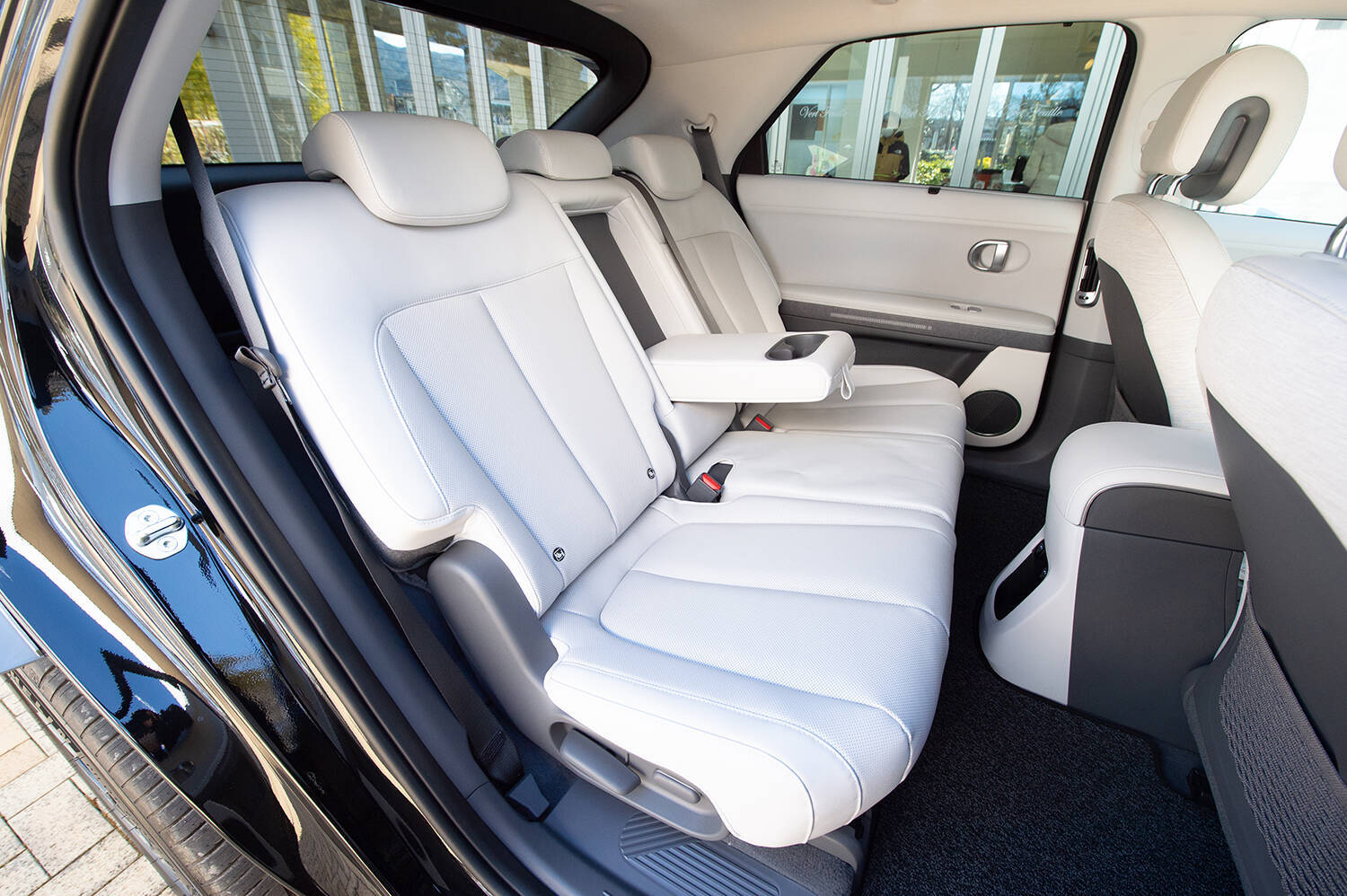 【試乗】日本再上陸の「ヒョンデ」が放つ２台の走りは合格点だった！　課題は「アフターサービス」と「インフラ」