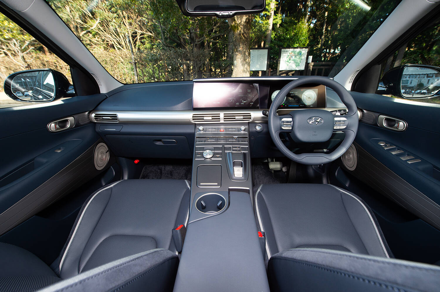 【試乗】日本再上陸の「ヒョンデ」が放つ２台の走りは合格点だった！　課題は「アフターサービス」と「インフラ」