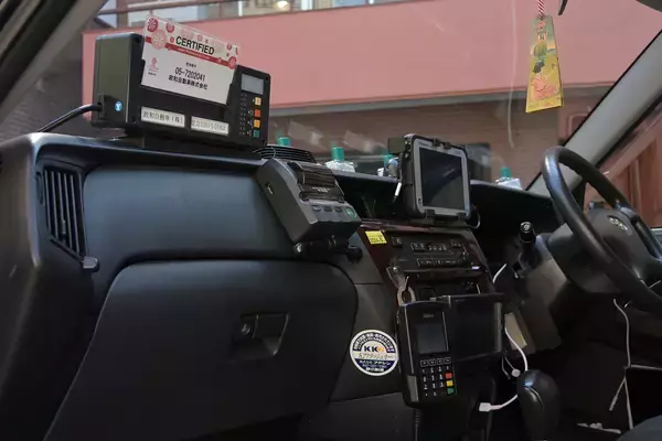 「タクシー配車アプリの普及で「なりすまし乗車」問題勃発！　他人が乗ってお金だけ支払う最悪の事態は日本でも起こり得る!!」の画像